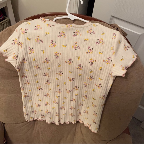 Zara floral top 4-5 - Picture 2 of 2